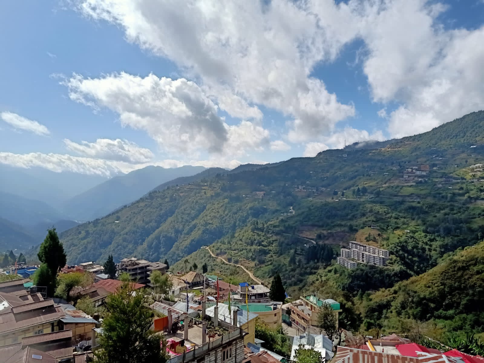 Bomdila Pass photo 3