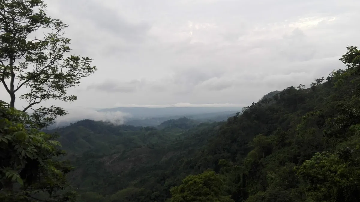 Konglak Hill Top