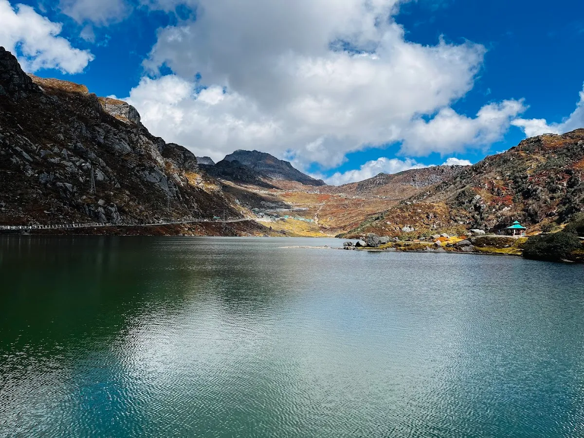 Tsomgo Lake - photo 3