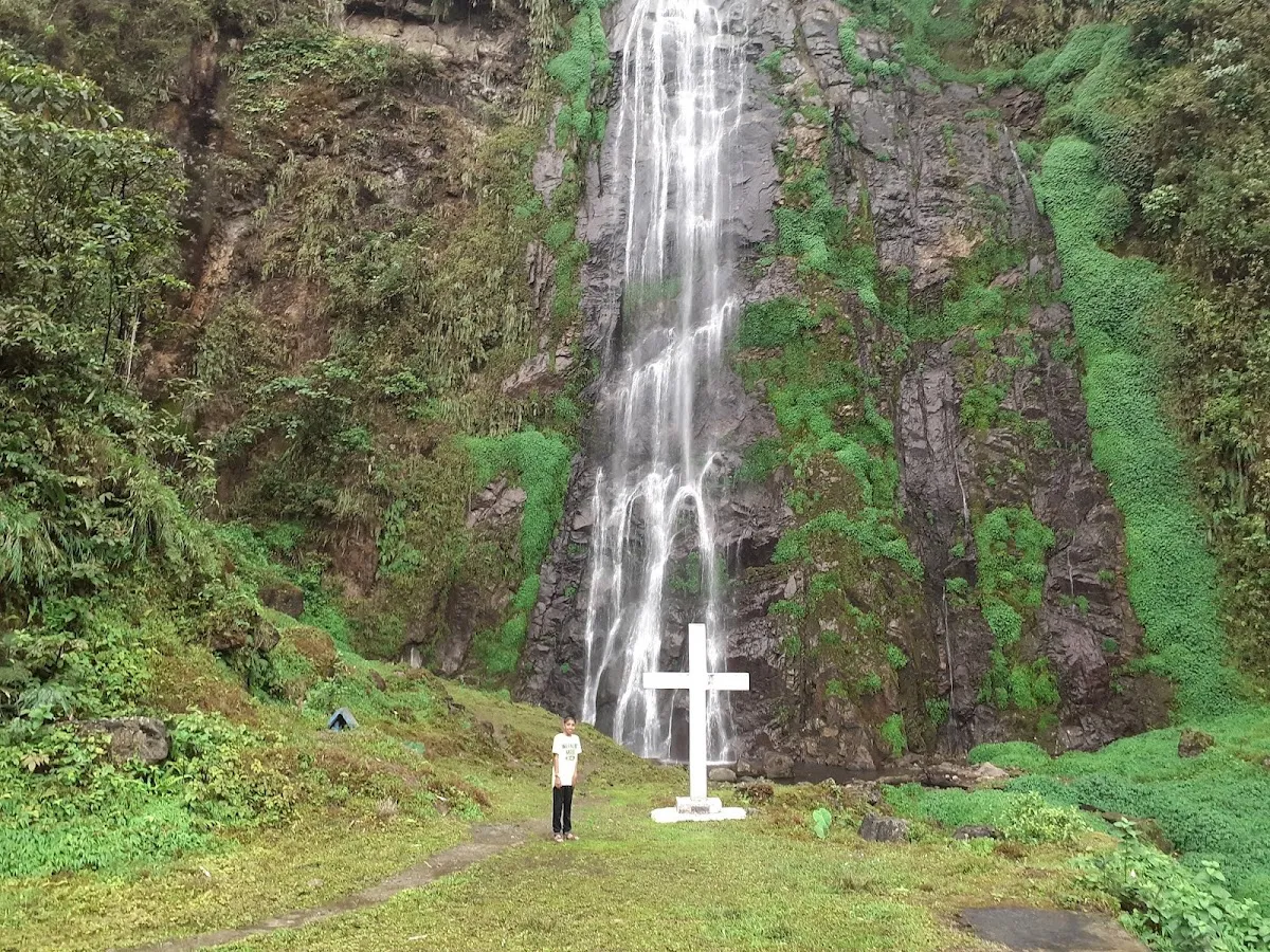 Siko Dido Waterfalls