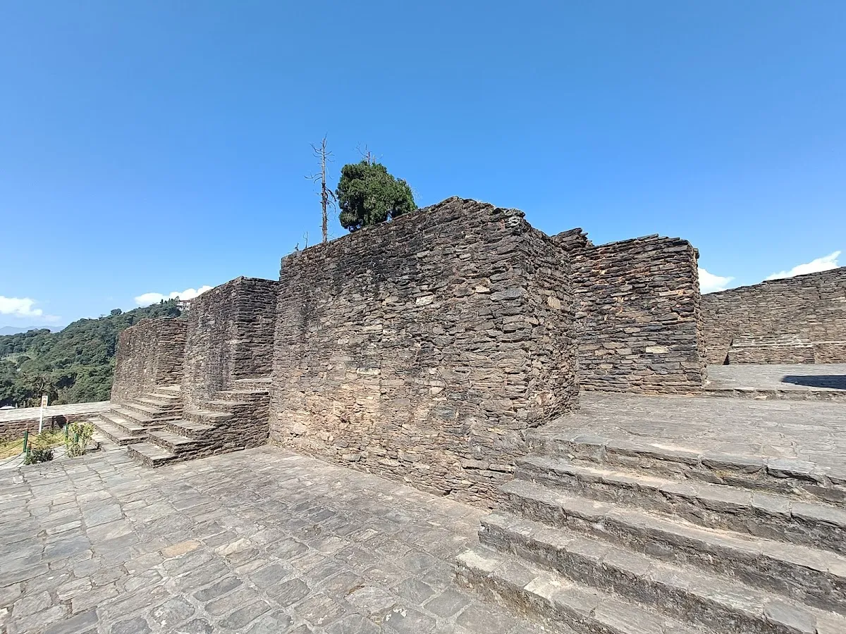 Palace Ruins - photo 2