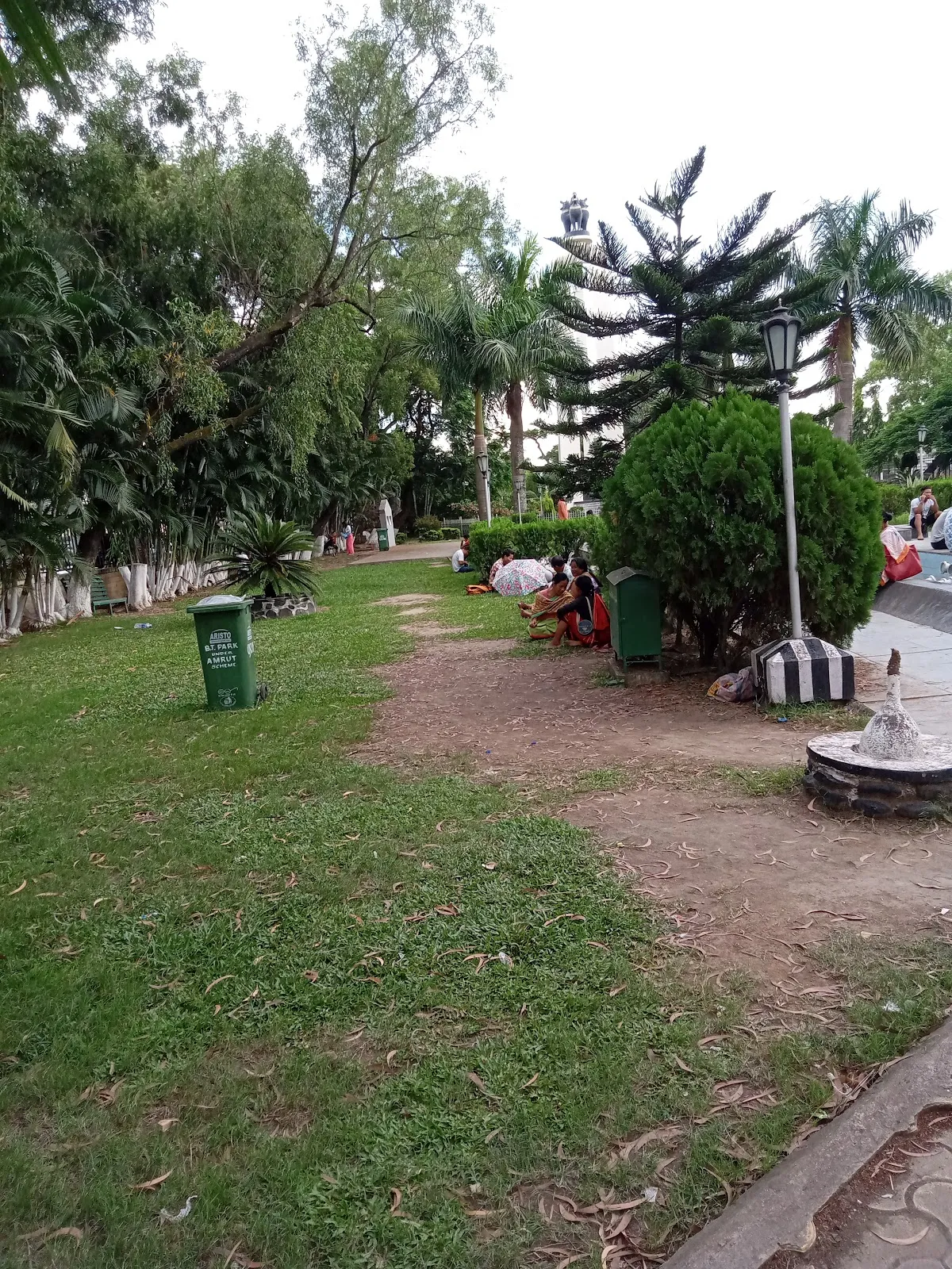 Shaheed Minar - photo 3