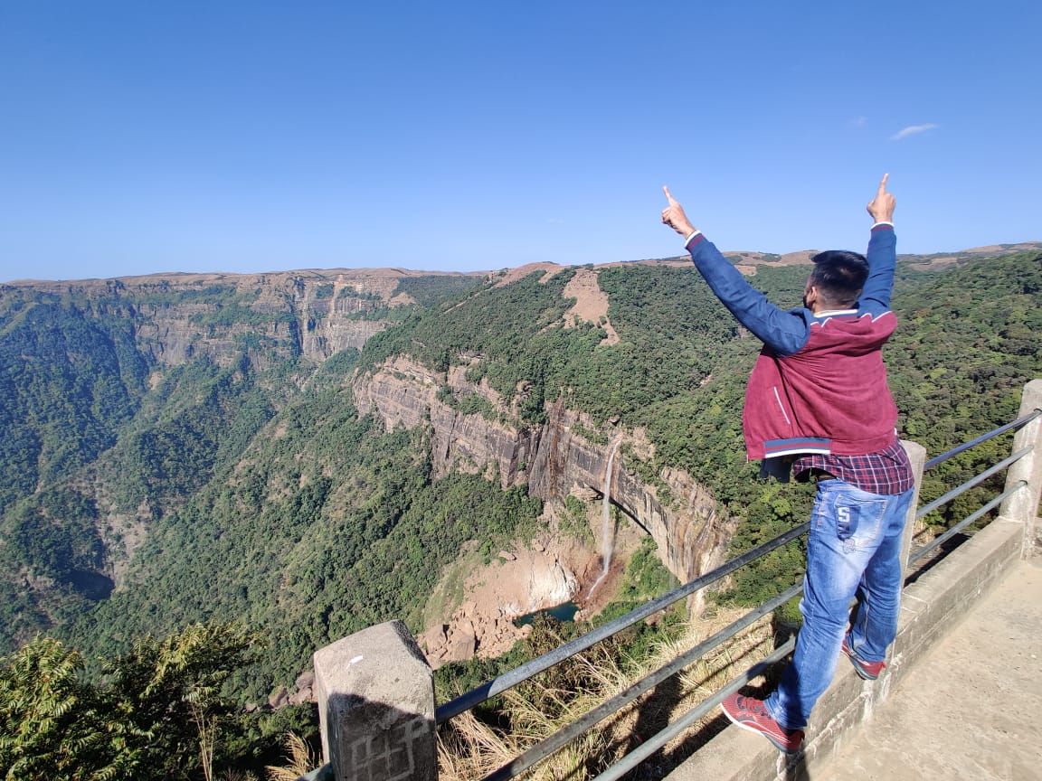 Nohkalikai Falls photo 3