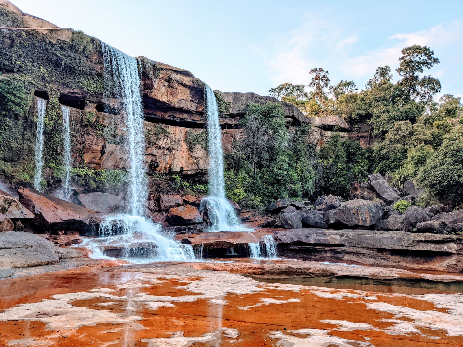 Phe Phe Fall photo 2