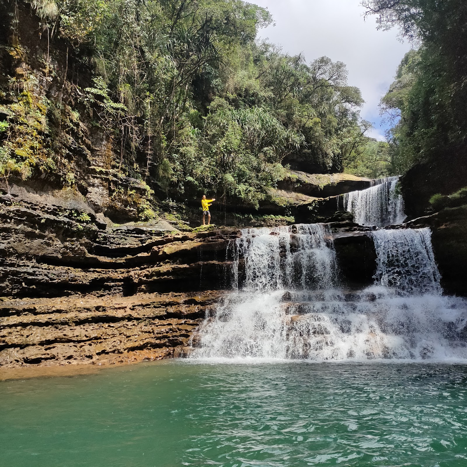 Wei Sawdong Falls photo 2