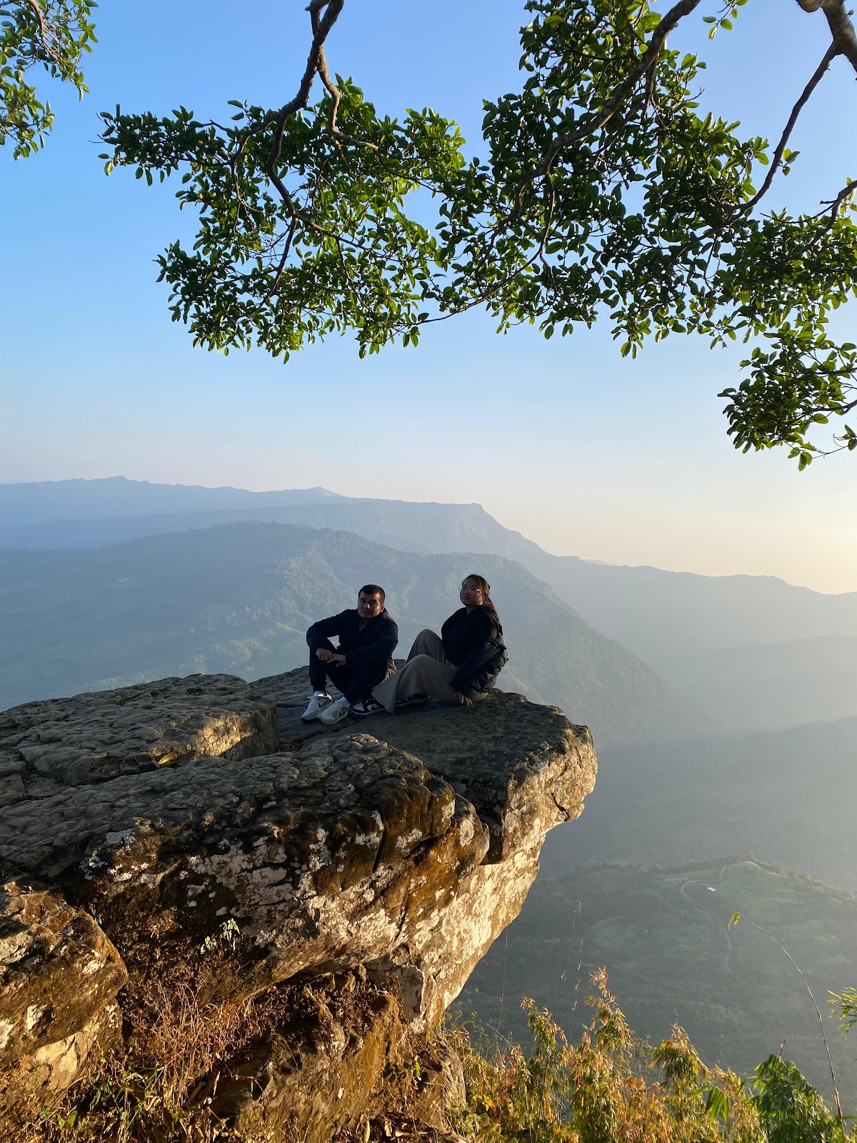 Zawlpala leh Tualvungi Thlan Tlâng