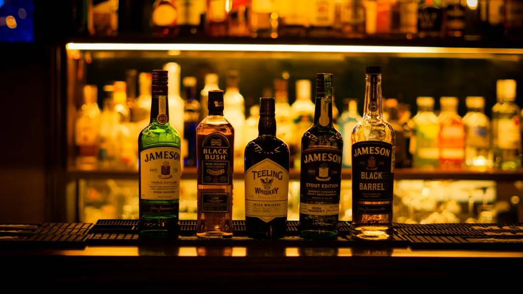 66° F Lounge Bar - Bomdila