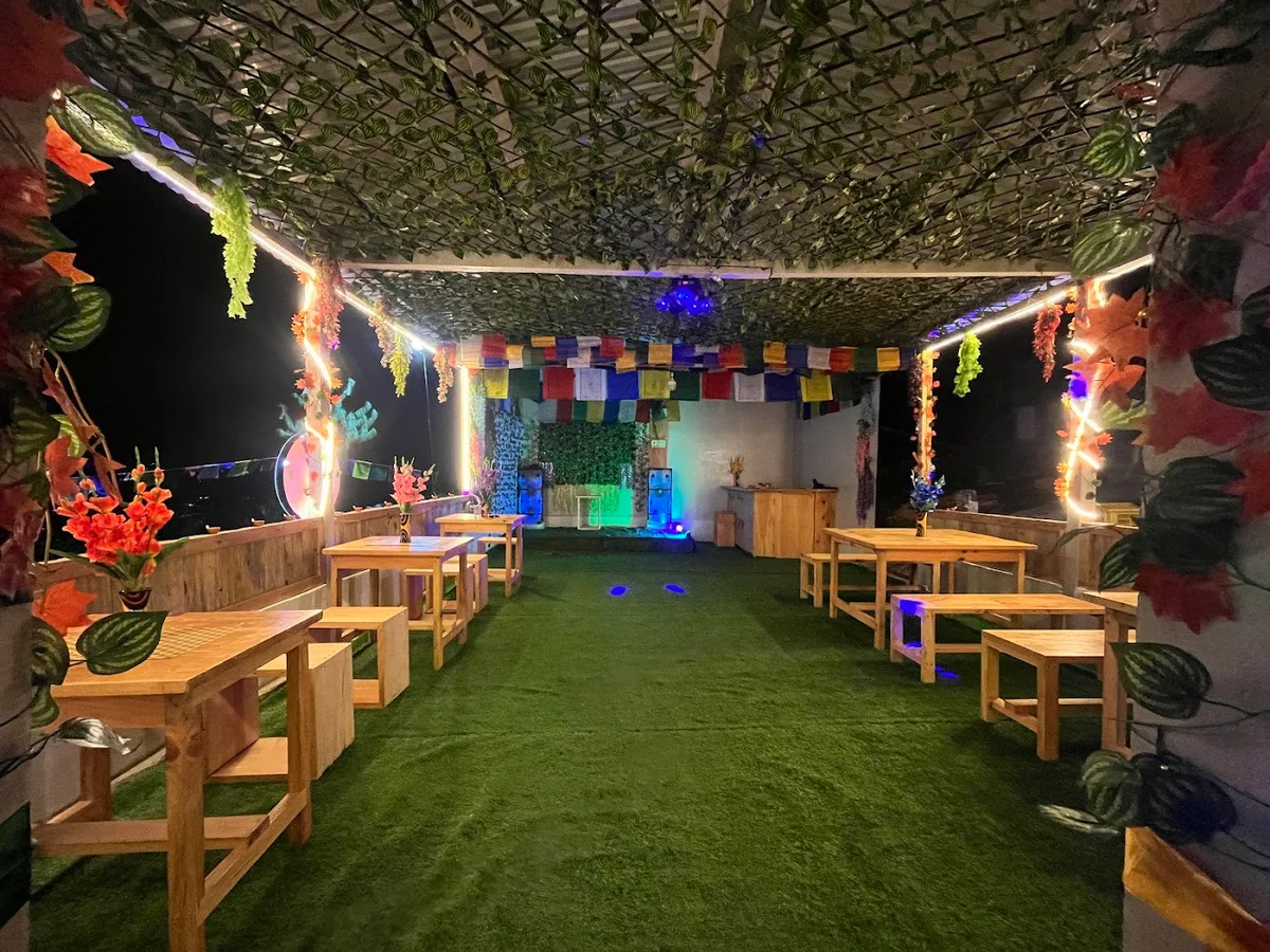 Cafe Momnang - Dirang