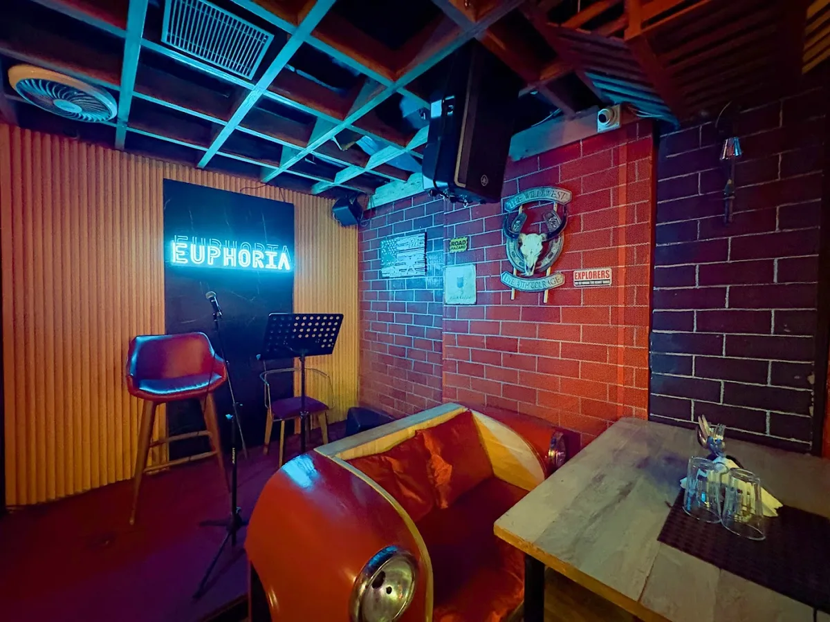 Euphoria Restobar - photo 3