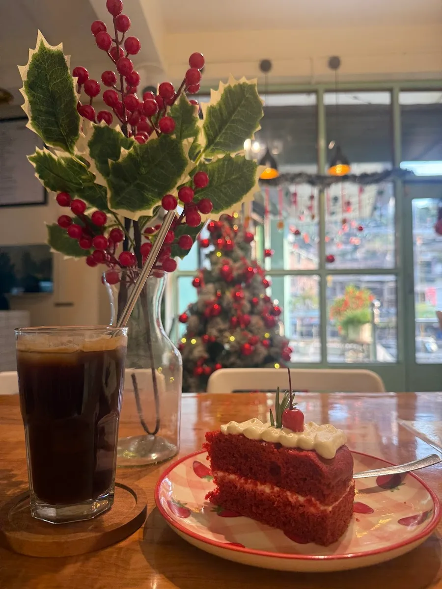 The coffee corner cafe - photo 2