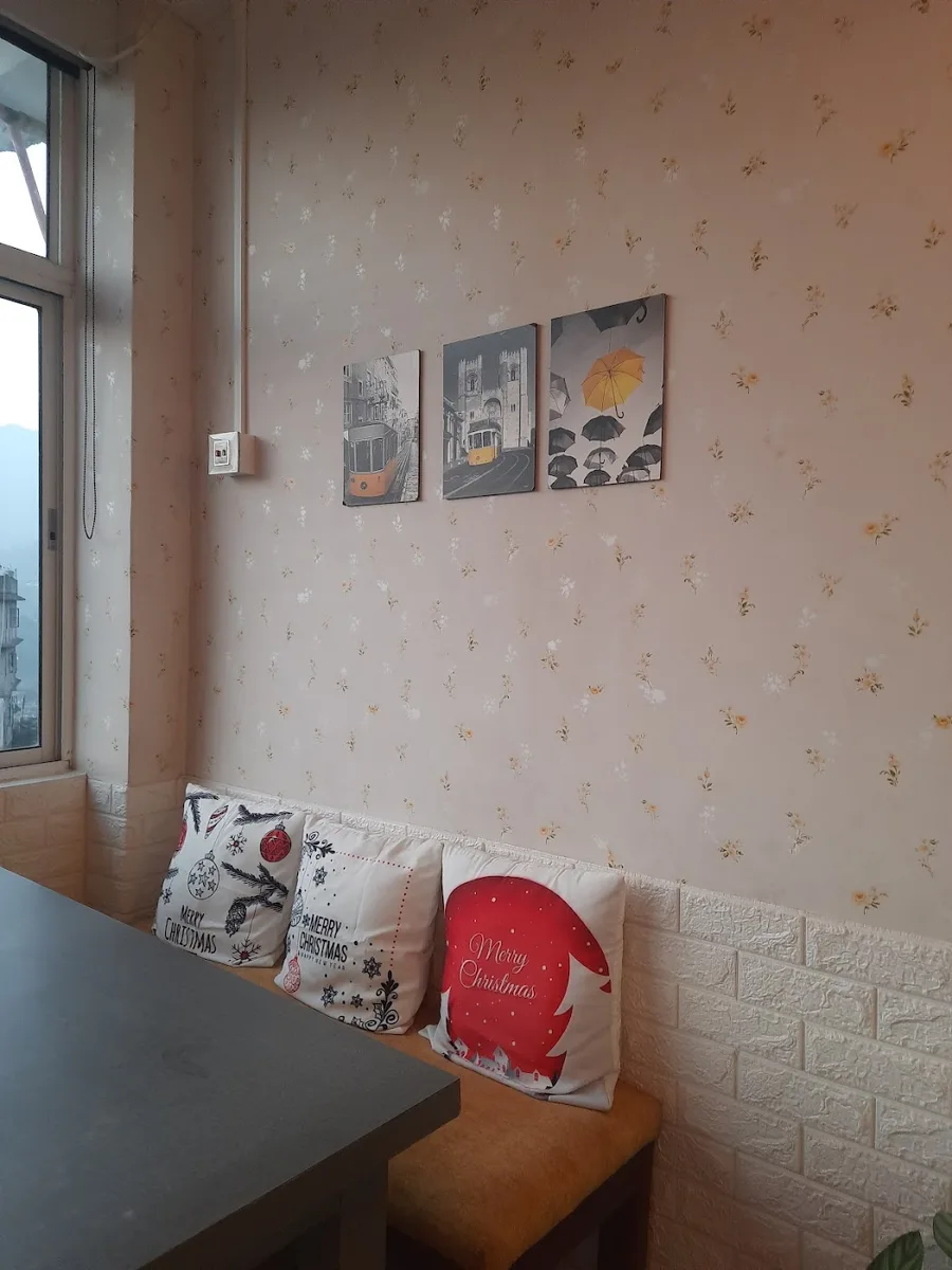 URU Cafe - photo 2