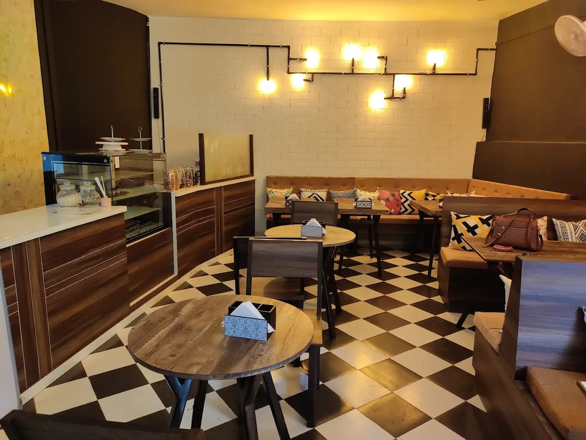 Yellow Cup Bistro - photo 3