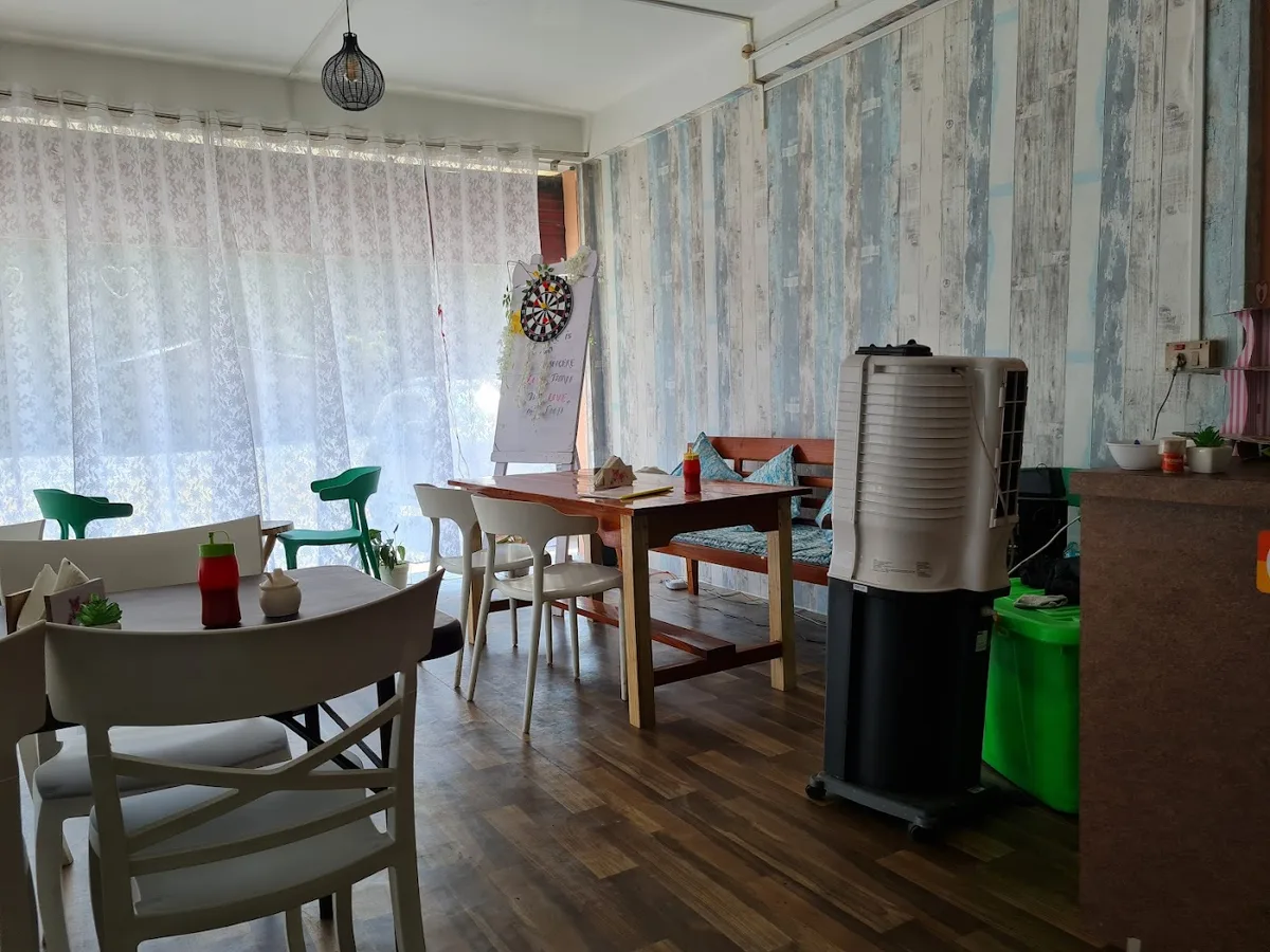 DoPoDo Restaurant, Pasighat - Pasighat
