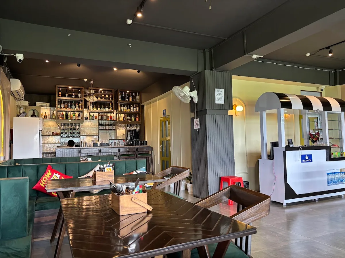 Lin Bistro - Pasighat