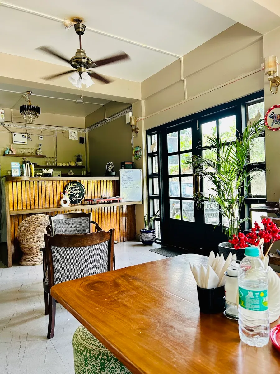 Sweet September Cafe Restaurant - Roing