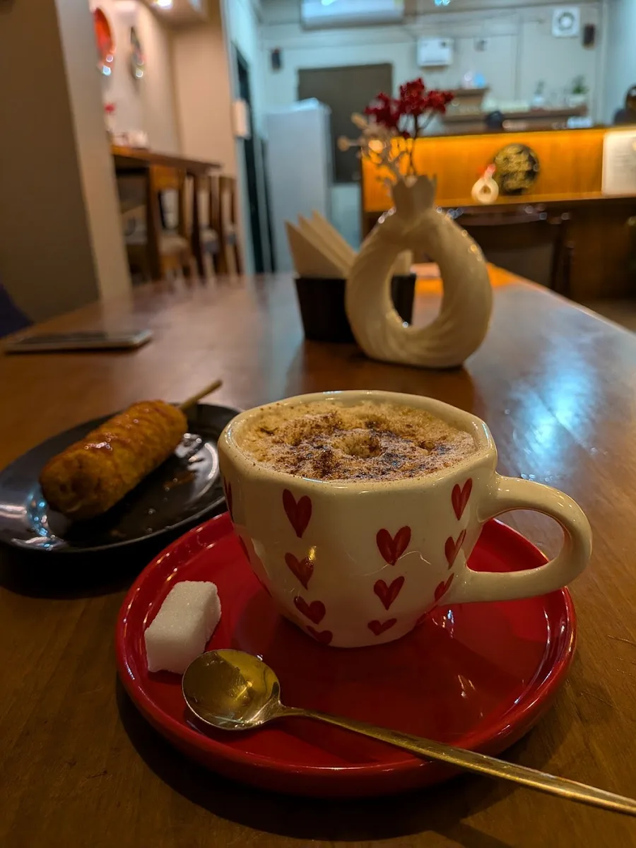 Sweet September Cafe Restaurant - photo 2
