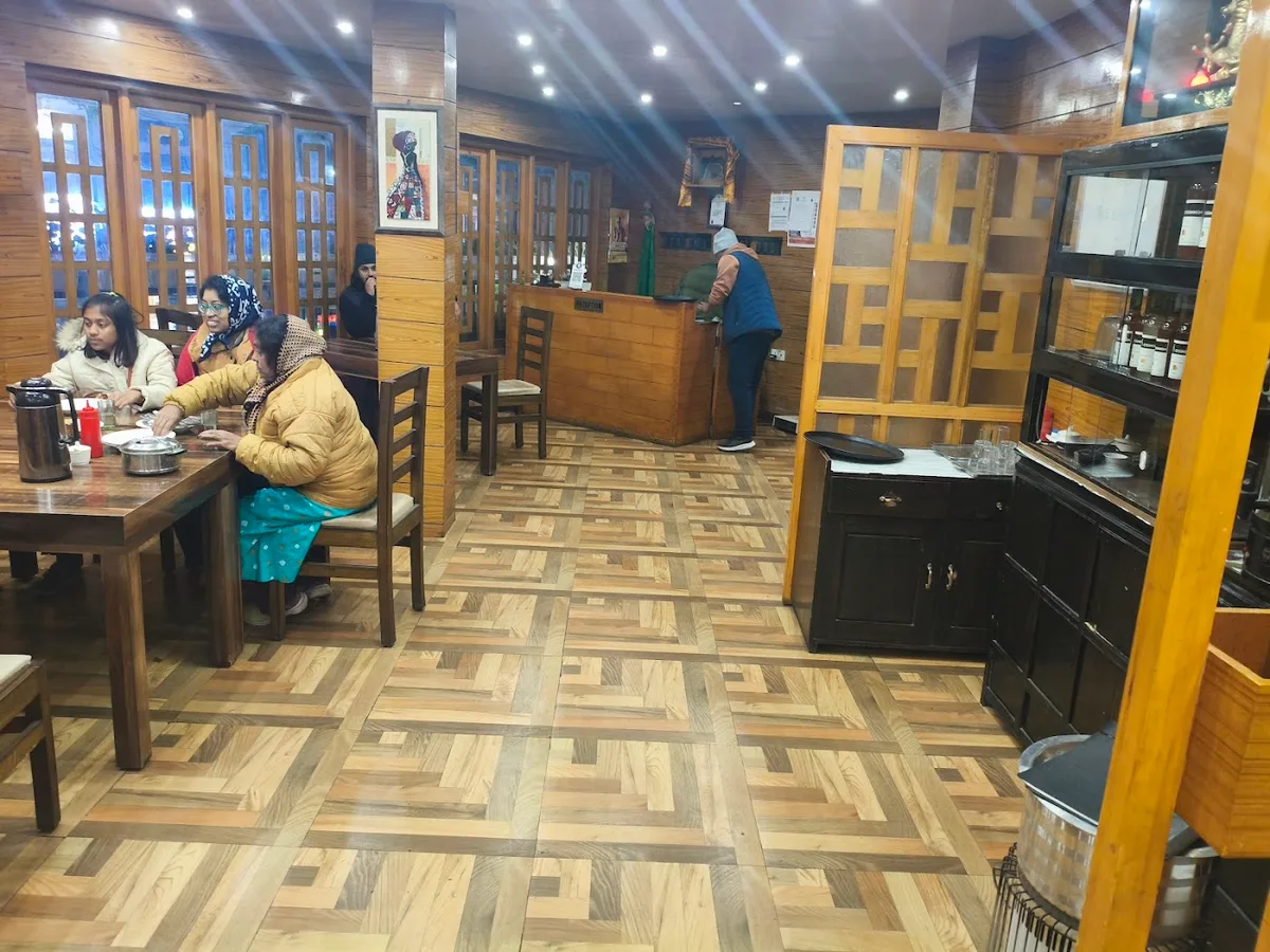 Dragon Restaurant - photo 3