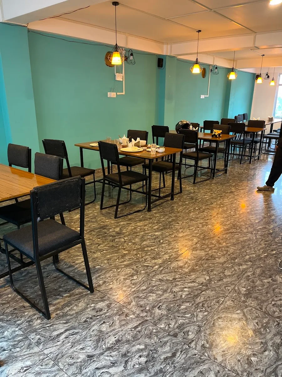 Fat Monk Restaurant - Tawang