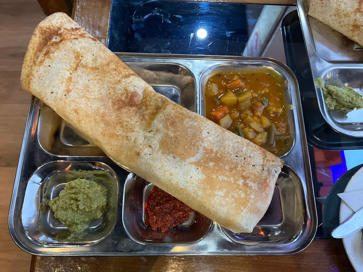 Nirvana Veg Kitchen & Bakery - photo 3