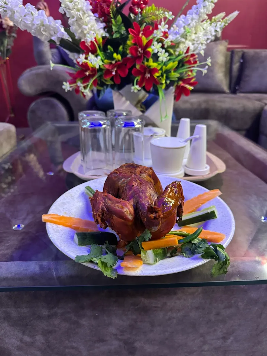 Tsering'Resturant & Cafe - photo 2