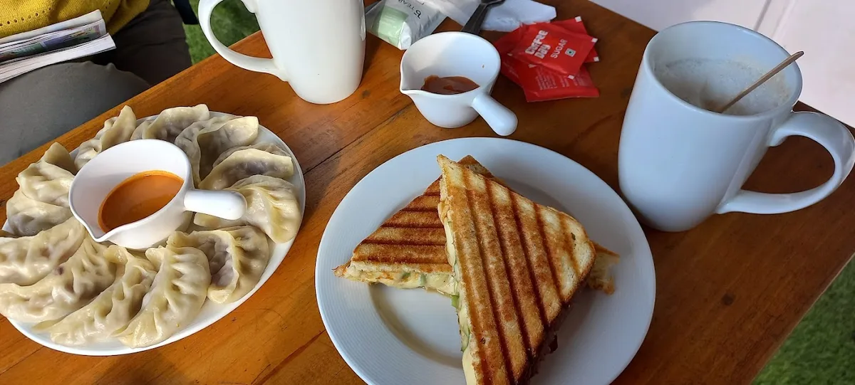 Good Vibes Cafe - photo 2