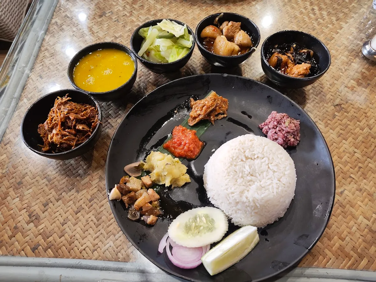 Michinga Restaurant - photo 3
