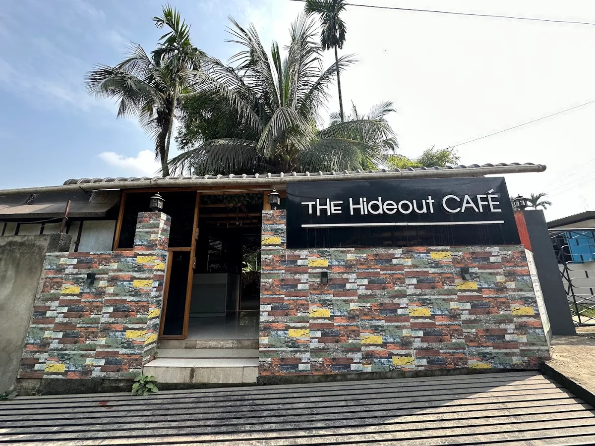 The HideOut Café - Guwahati