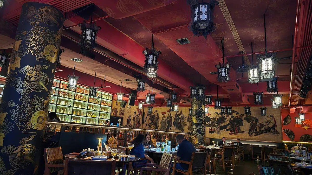 The Maroon Room - photo 2