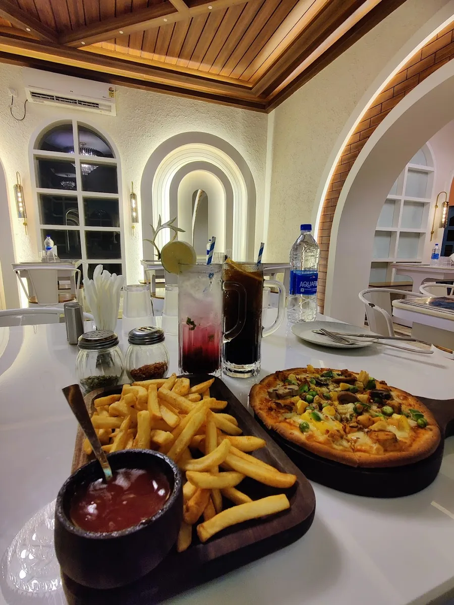 DAUCUS - Ethnic Restaurant & Cafe - photo 2