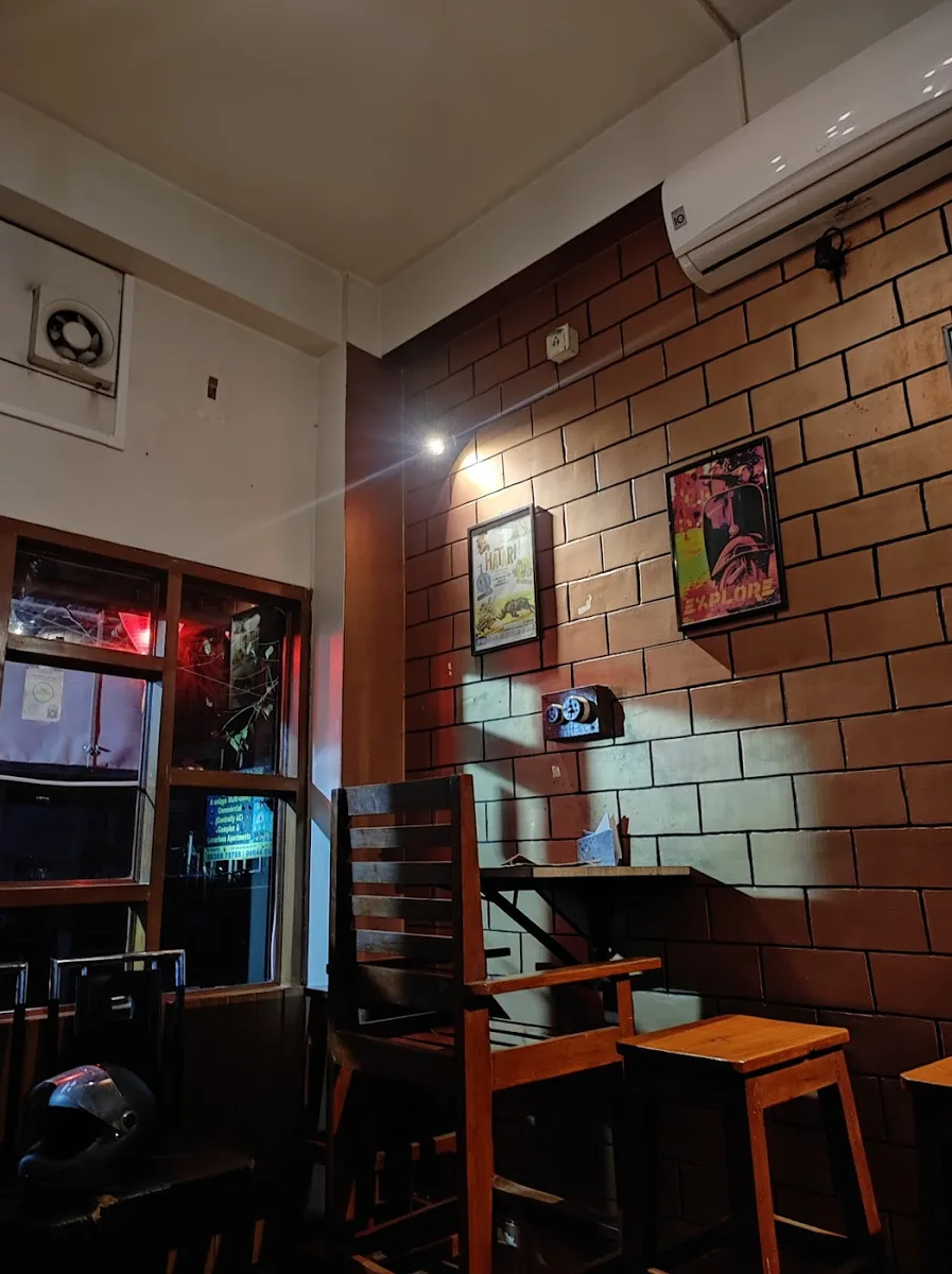 Wood Smoke Café - photo 3