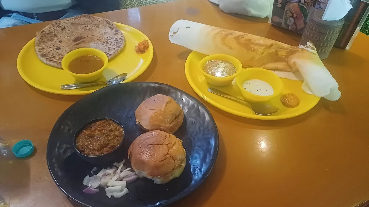Shakahaar Restaurant - photo 2