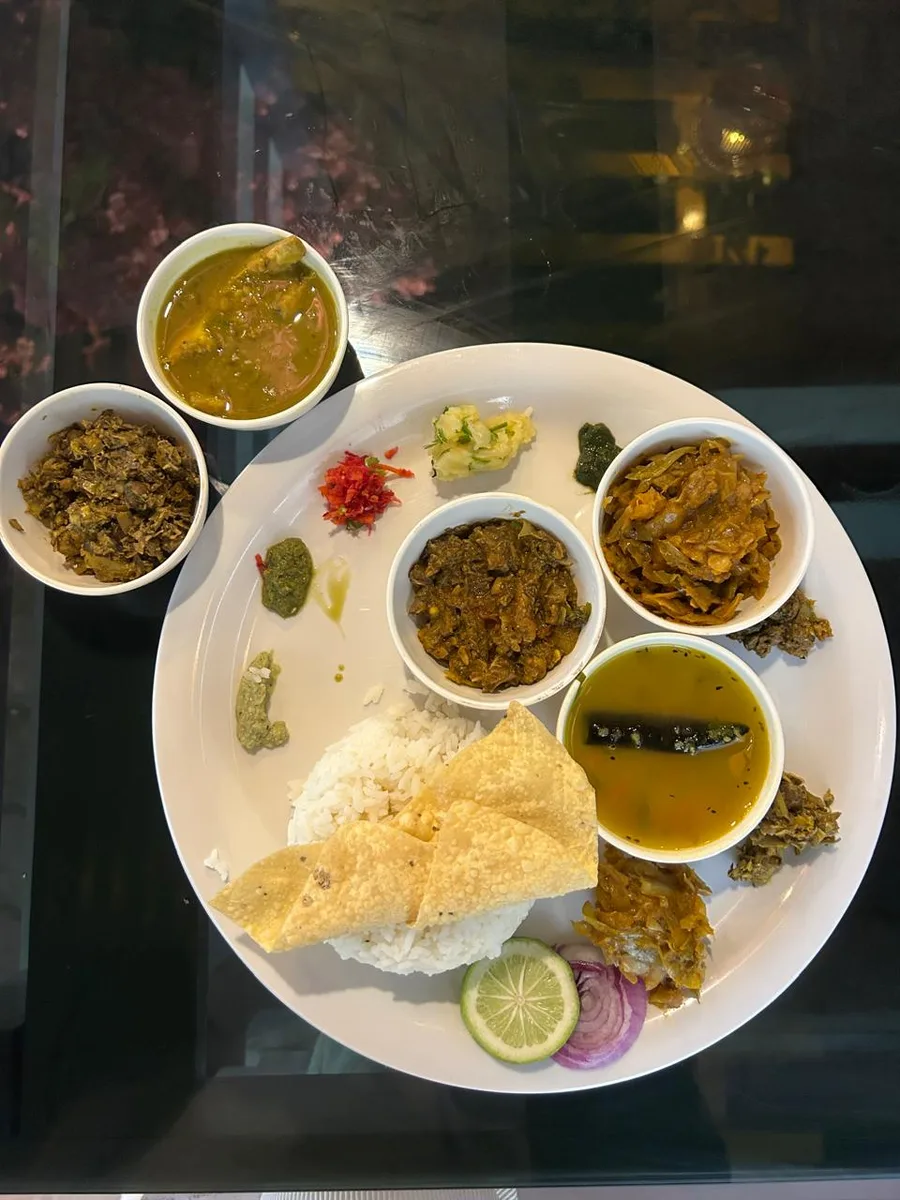 D CAFE & ETHNIC KITCHEN - photo 2