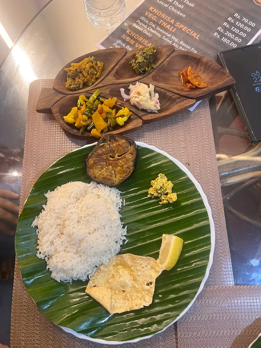 Khorisa Ethnic Restaurant - photo 2