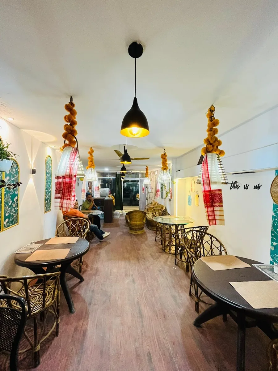 Khorisa Ethnic Restaurant - photo 3