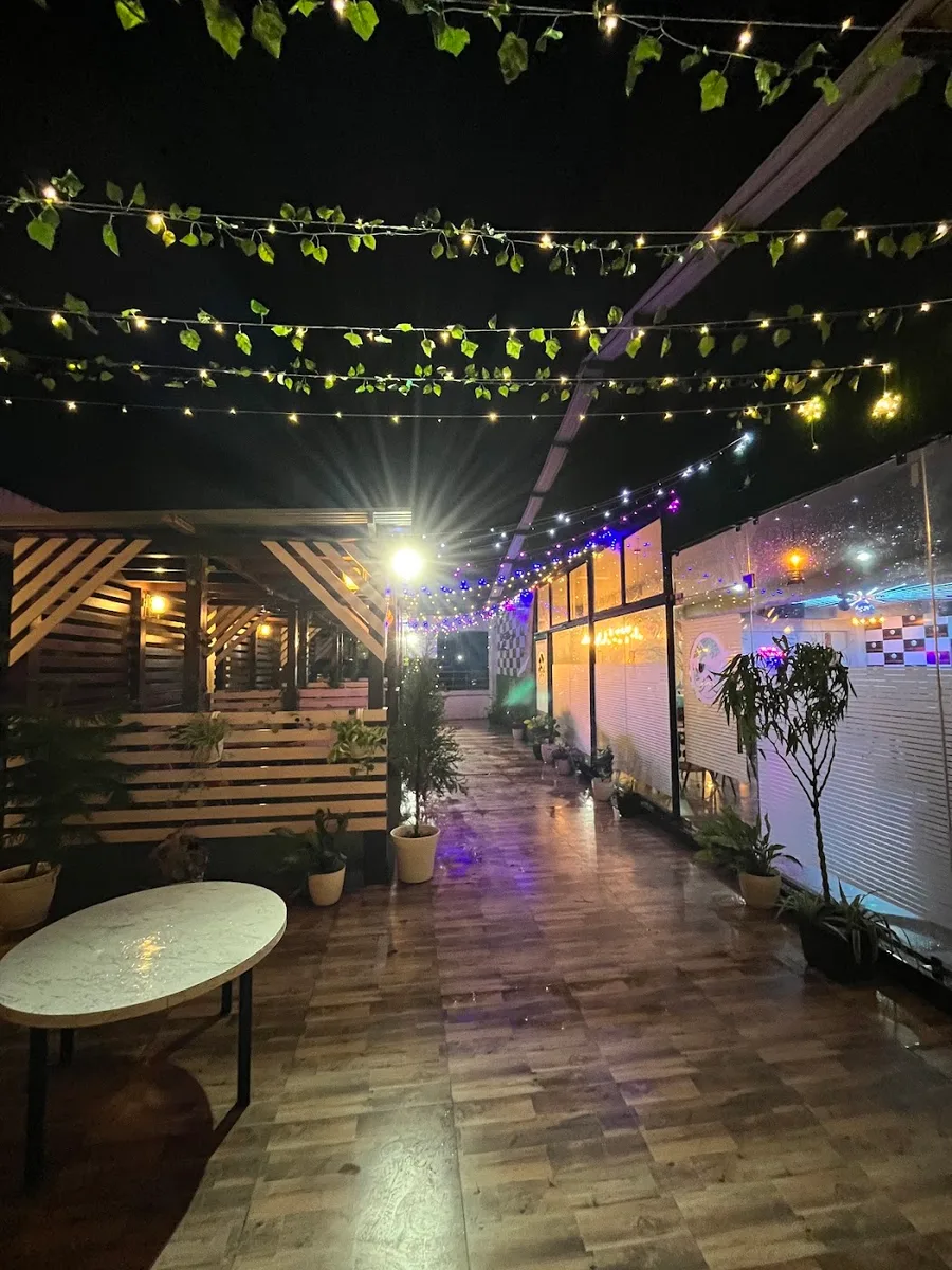 Albatross Rooftop Restaurant & Lounge - Tezpur