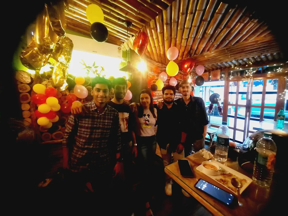 Le Green Cafe - Tezpur