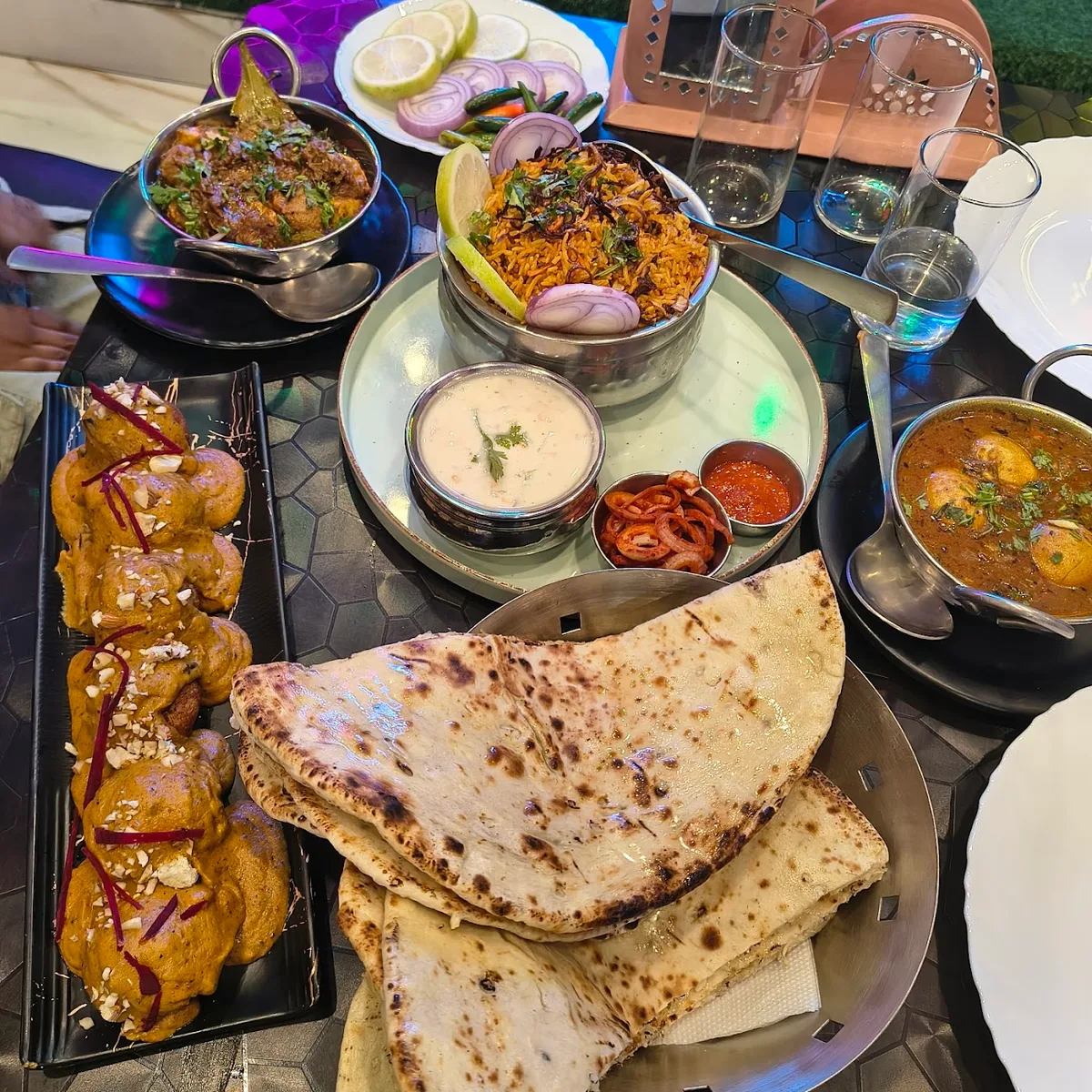 Raj's Elegant Restaurant - photo 3
