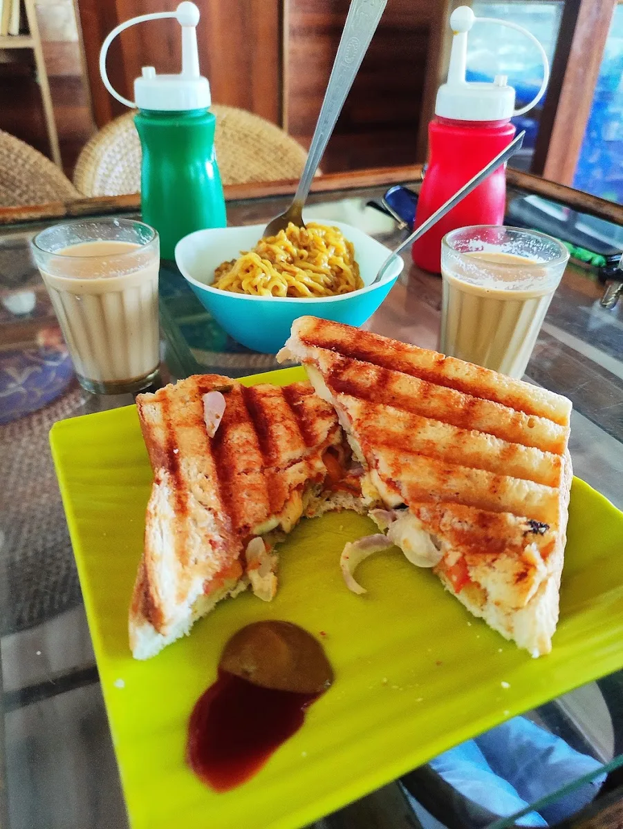 The 3C'S Cafe - photo 3