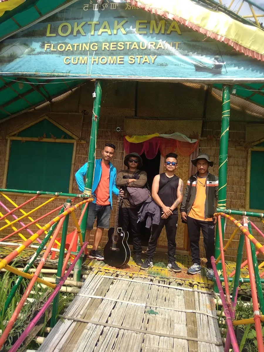 Loktak Ema Floating Restaurant Cum Homestay - Loktak Lake