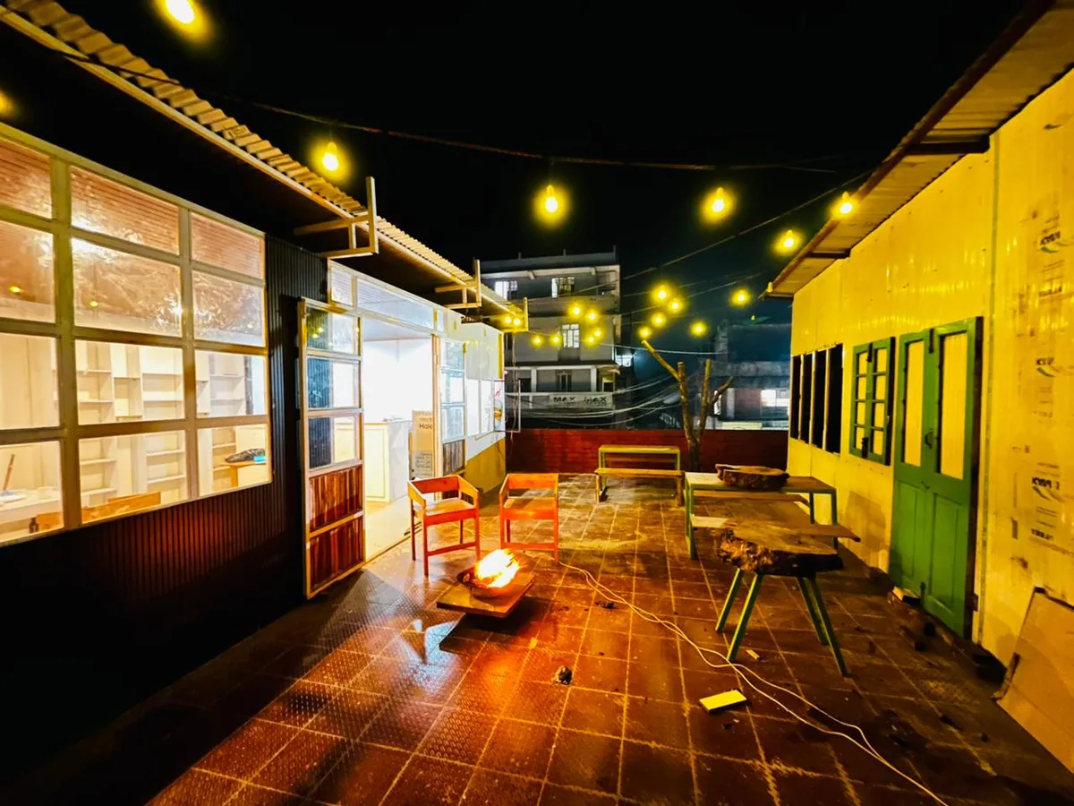 YUK TEA BOUTIQUE - photo 3