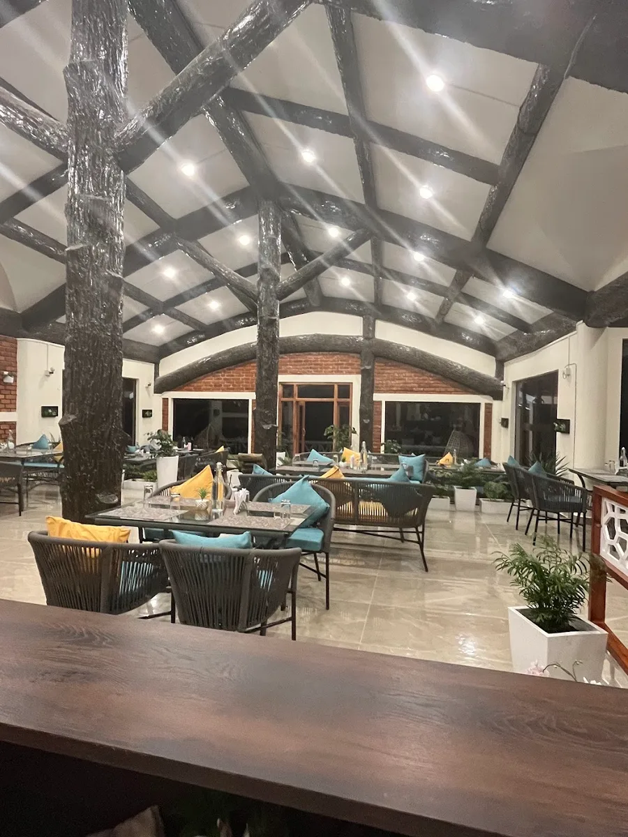 Monolith Restaurant Mawmluh - Cherrapunji