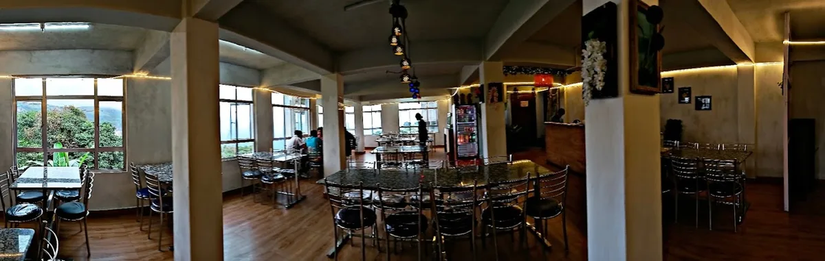 Pine leaf restaurant - Cherrapunji
