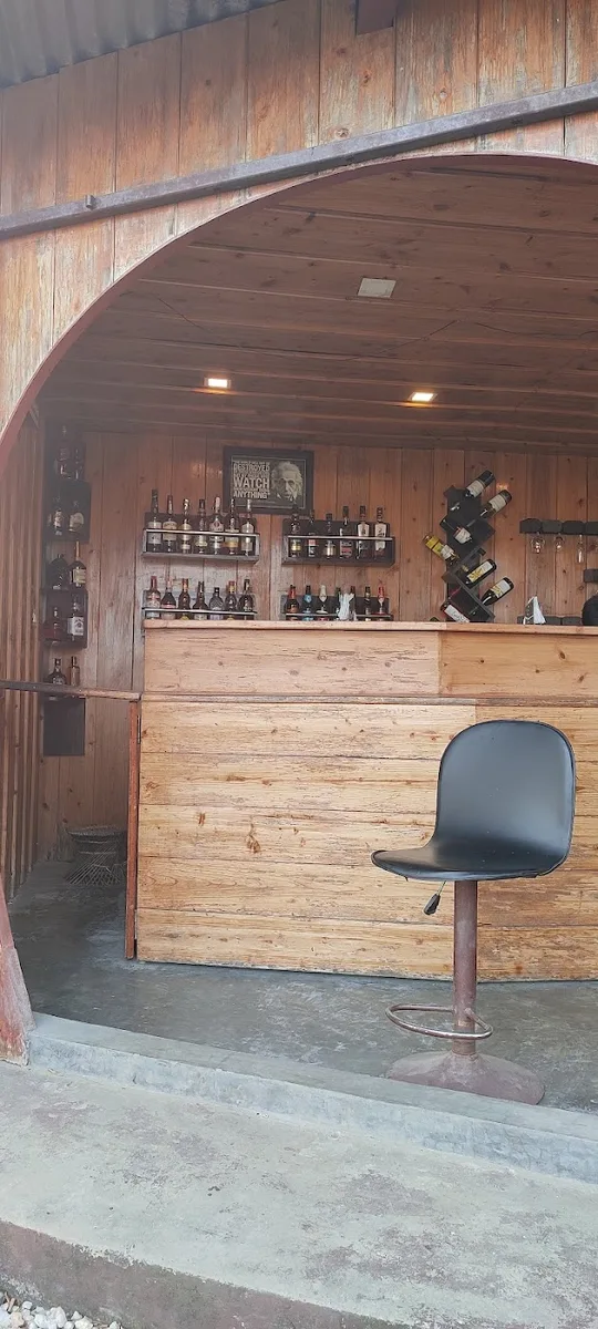 Aperitifs Bar & Restaurant - photo 3