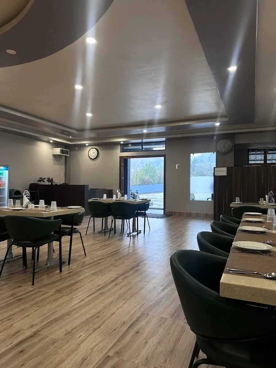APR Restaurant - photo 3
