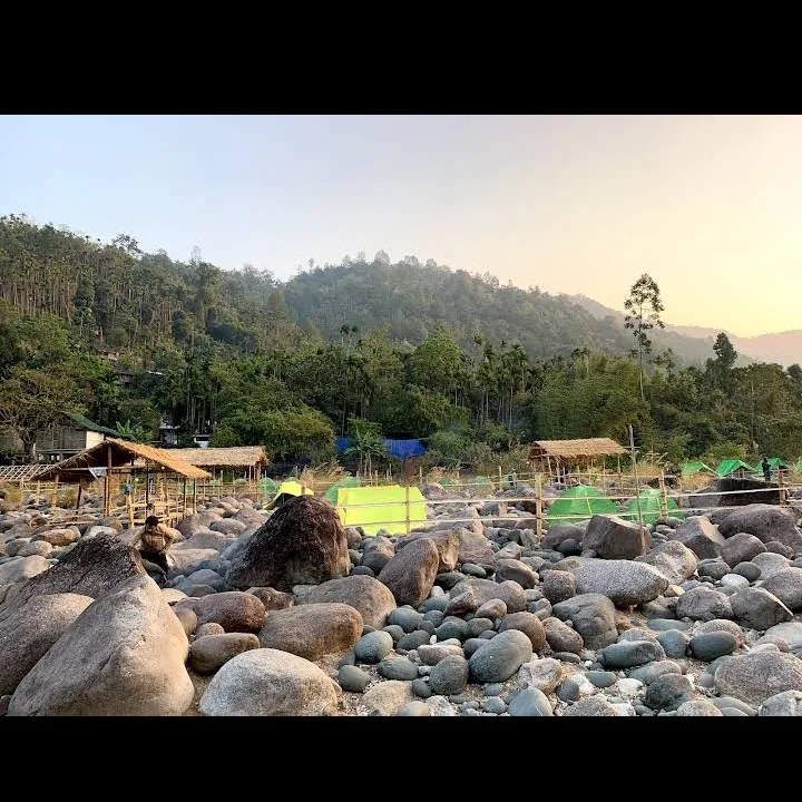 RiverRuns campsite Shnongpdeng - photo 2