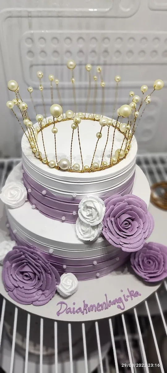 Liza Bakes - Jowai