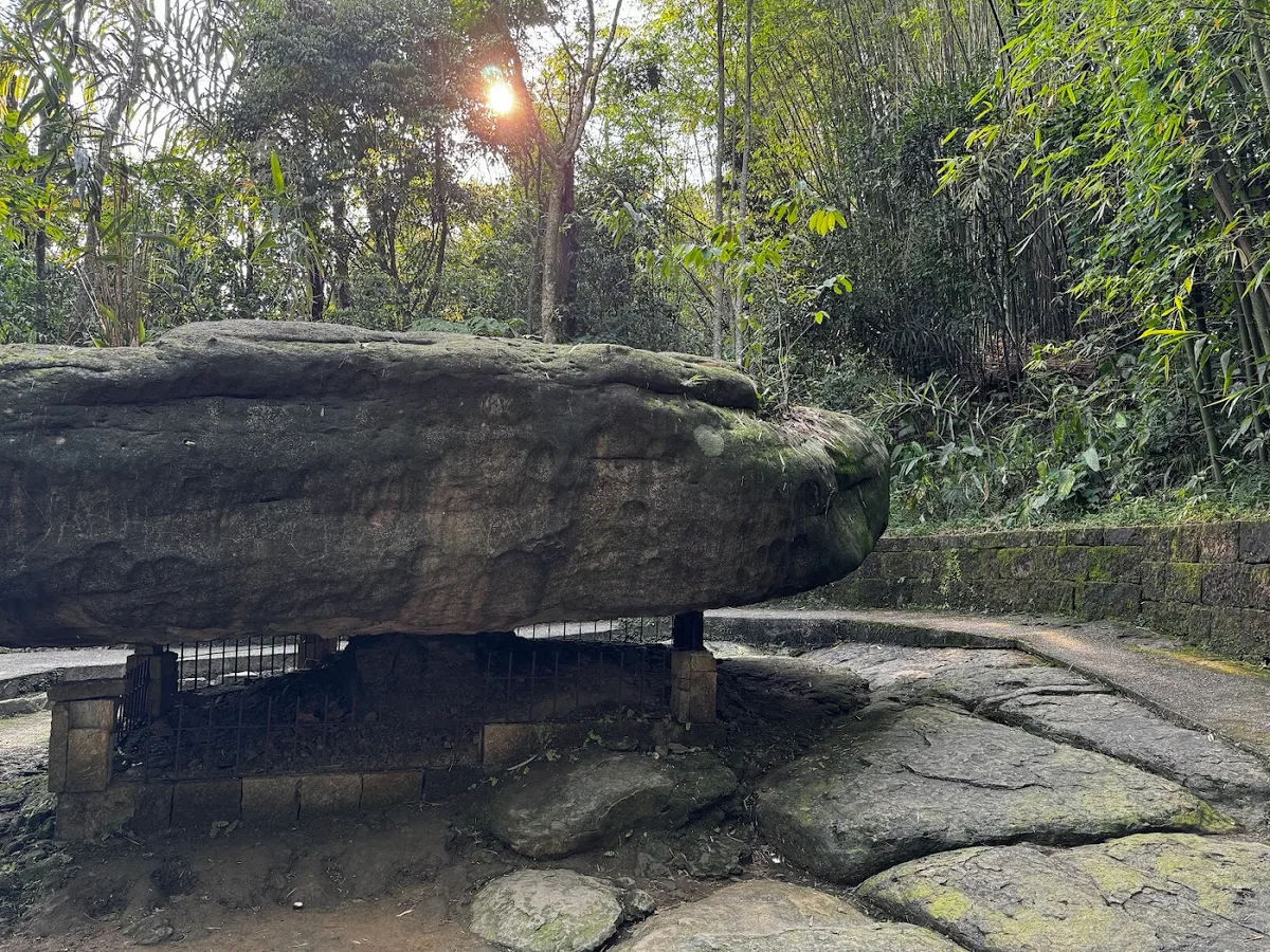 Balancing Rock of Mawlynnong - Mawlynnong