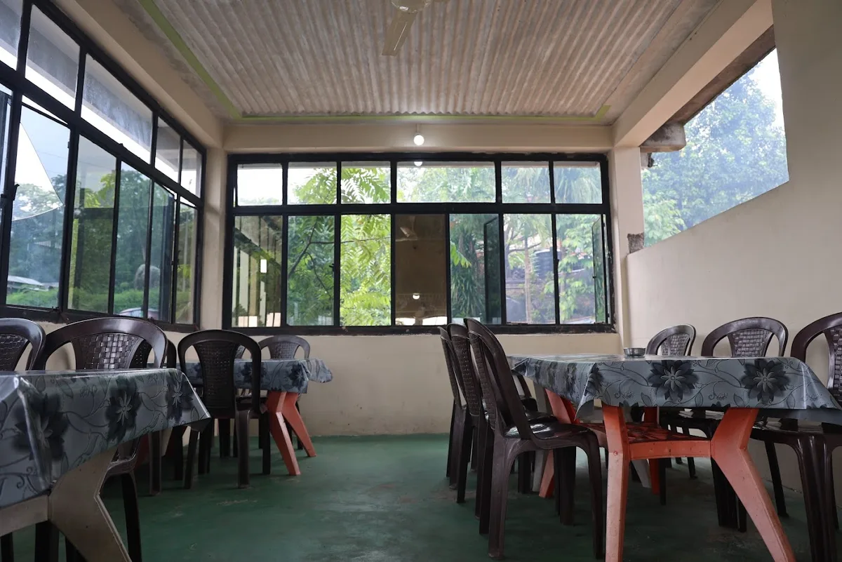 Eliza Food Centre - Mawlynnong