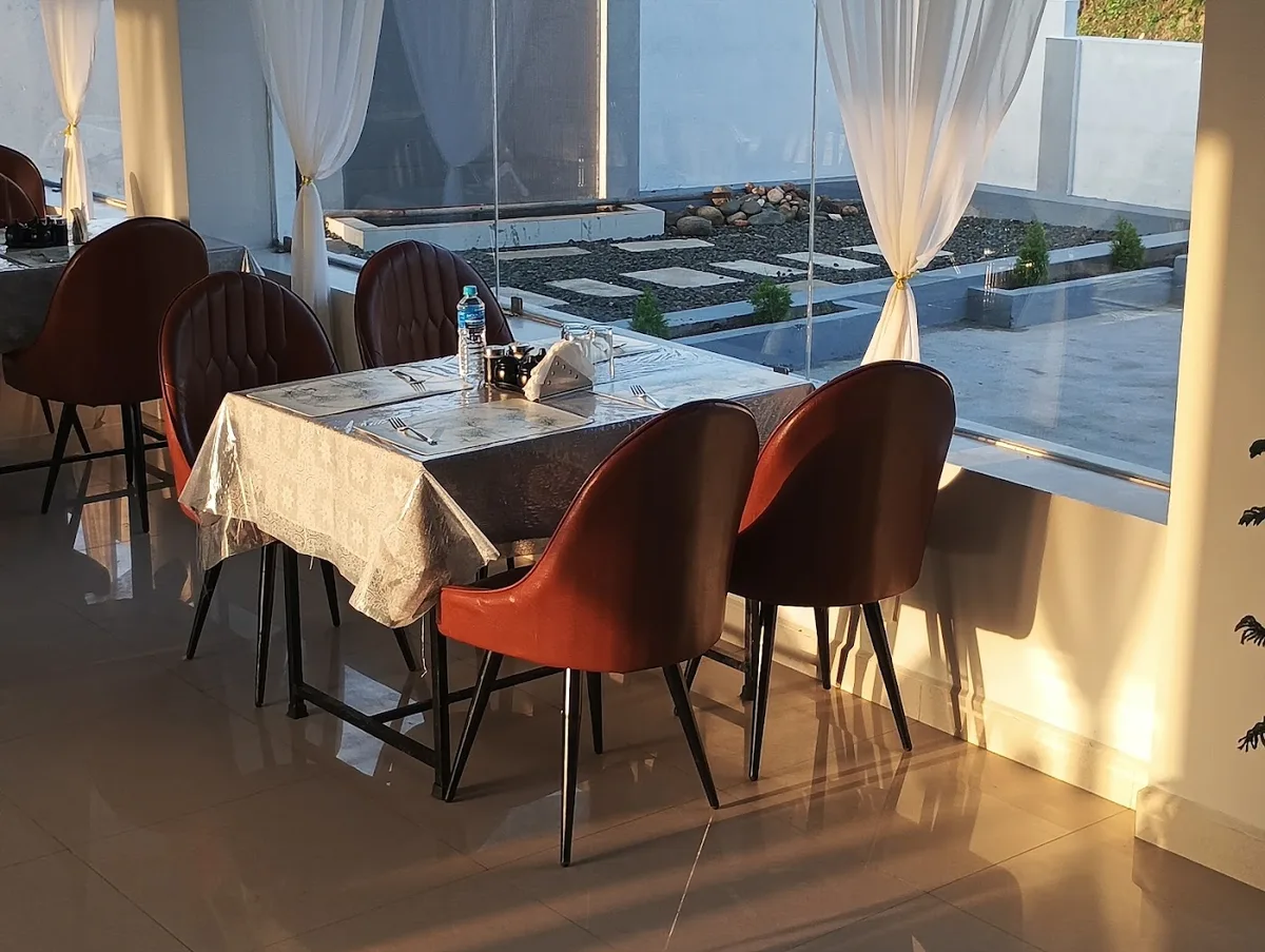 La Familia Restaurant - photo 3