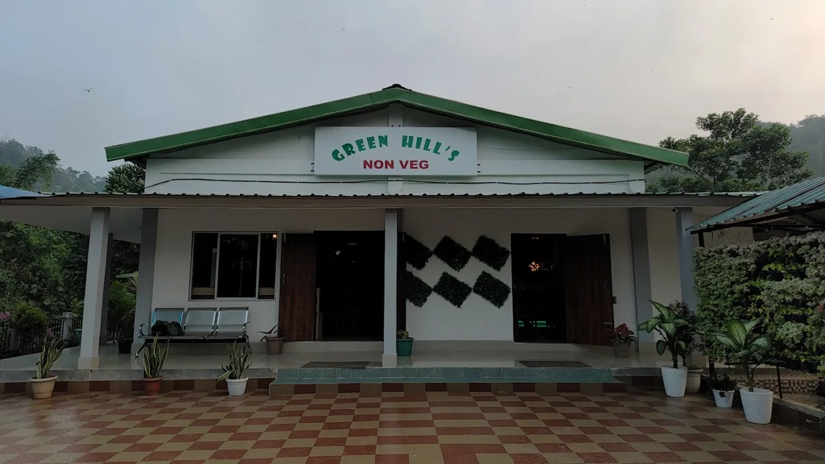 Green hills restaurant Lumbyrhing - Nongriat
